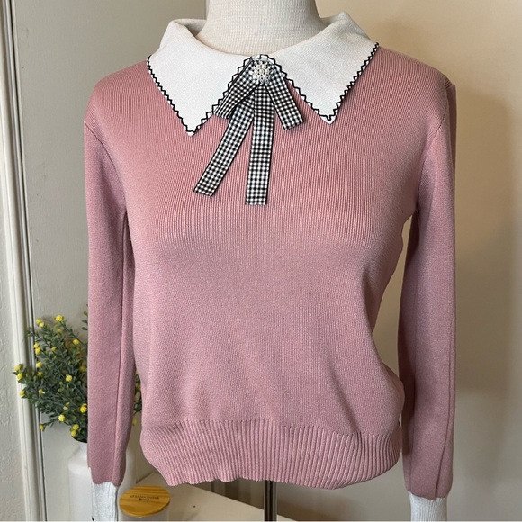 Sweaters - Pink Sweater with White Collar and Bow